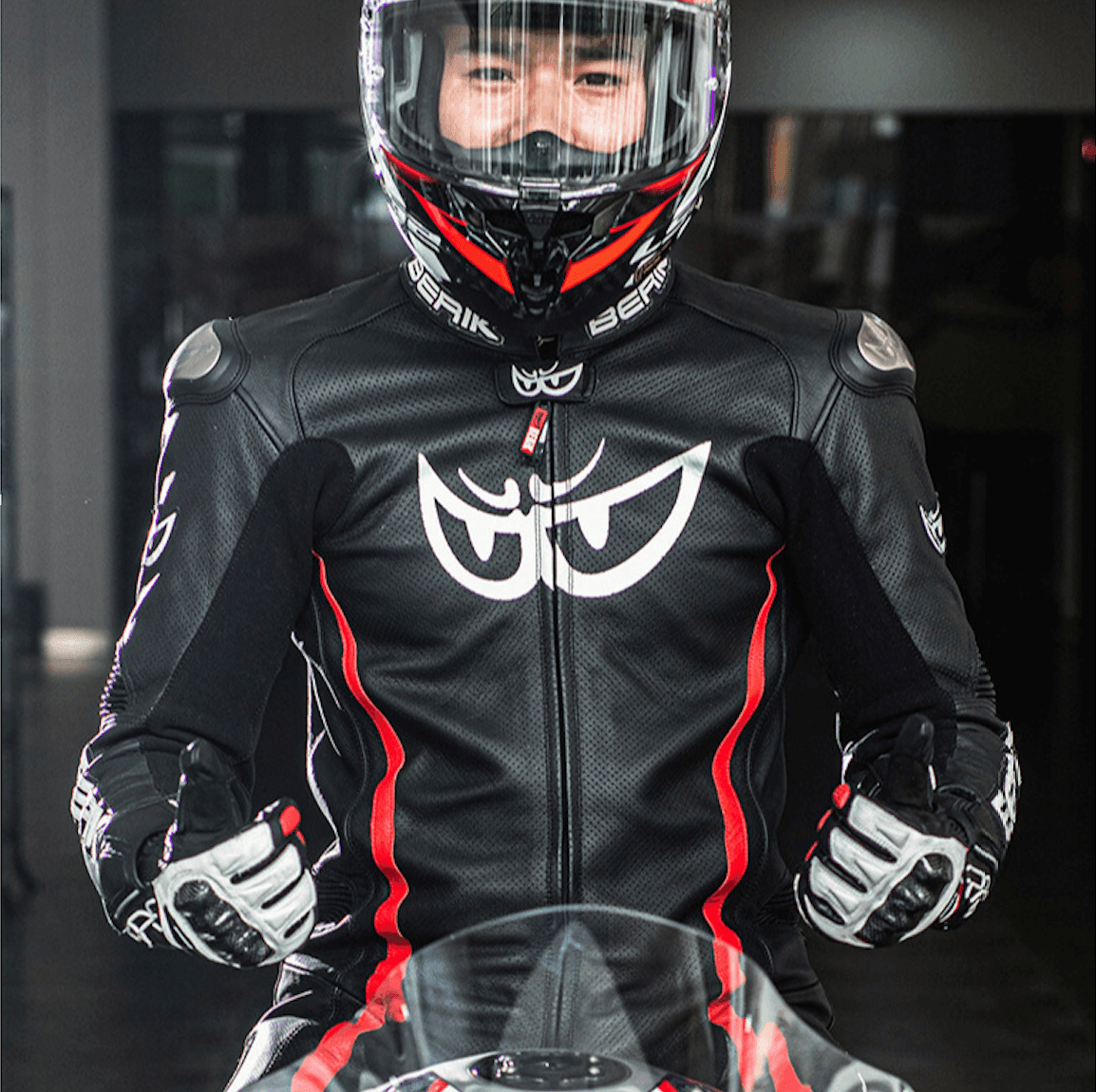 Leather motorcycle riding suits clearance
