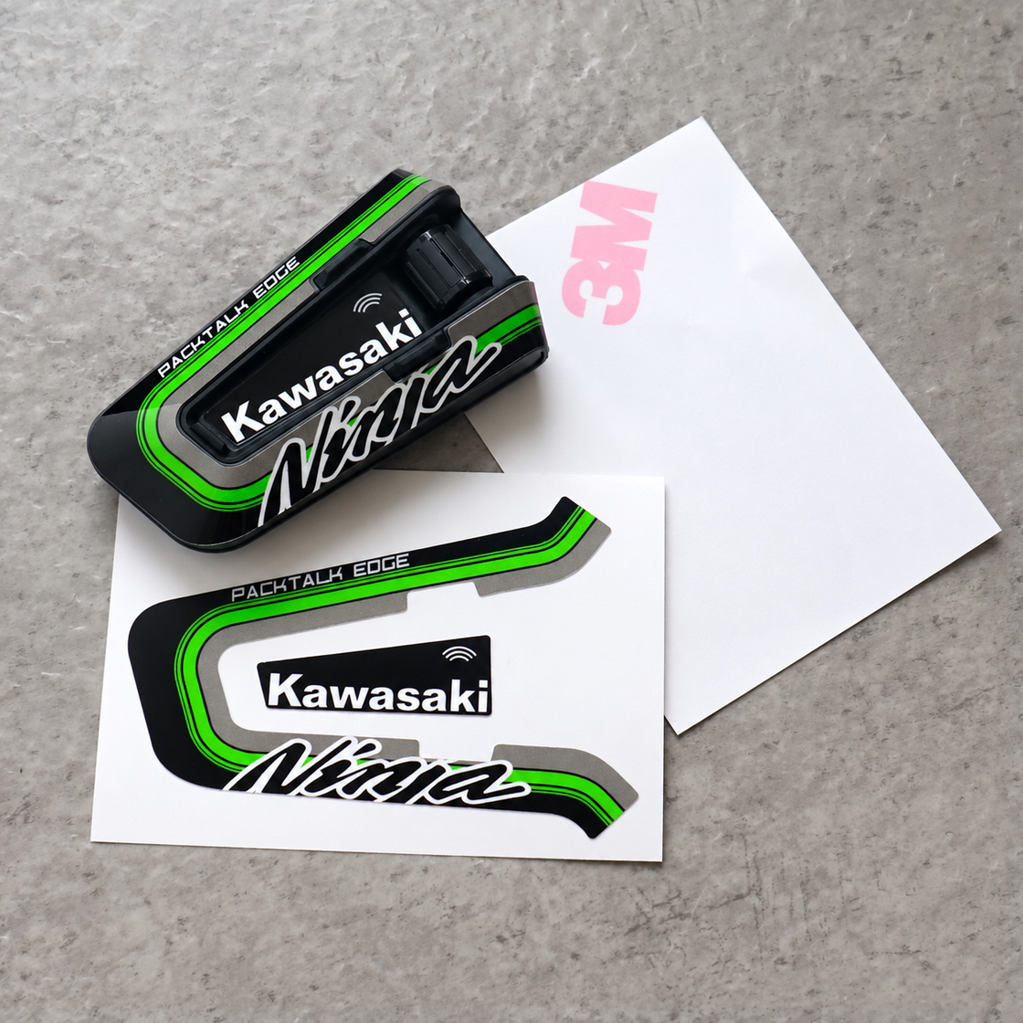 Design D decal design for PACKTALK EDGE.