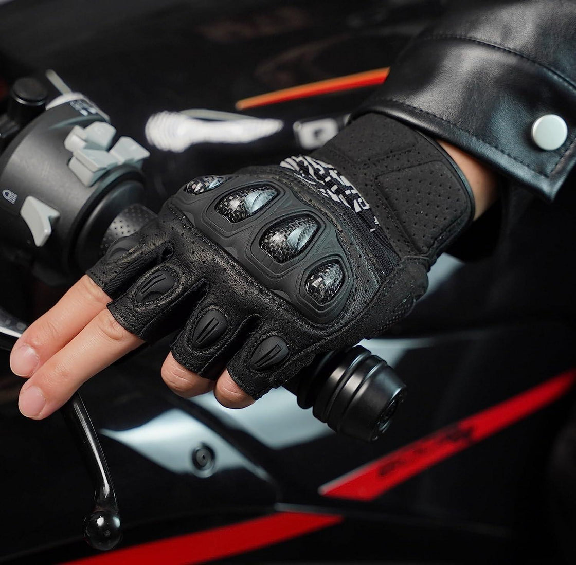 Seibertron™ SPS-5 Carbon Fiber Half Finger Motorcycle Gloves - Bean's Moto Booth